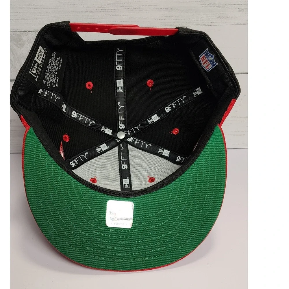 New Era 9FIFTY Tampa Bay Buccaneers Snapback Hat Black Red NFL Football Cap OSFM